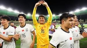 你敢信！曼联第28分钟被英乙队再进一球，但手球在先无效